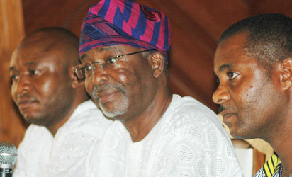 Dr Frederick Fasehun