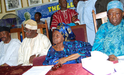 From left Lt. Gen Oladipo Diya (rtd); Alhaji Lateef Jakande; Chief (Mrs) HID Awolowo and Oba Okunade Sijuwade, Ooni of Ife at one of Pan Yoruba meetings