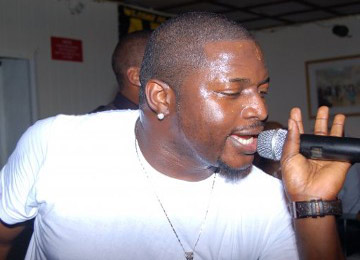 *Olu Maintain