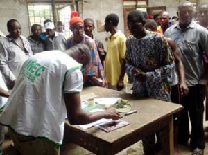 Voting in session at Ophori-Olomu.during the election. Photo: Akpokona Omafuaire.