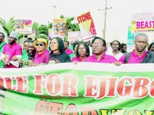 *Dr Odumakin’s Women Arise For Change Initiative during their protest