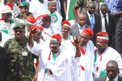 President Goodluck Jonathan with PDP chieftains at the party's rally for August 9 governorship election in Osun State.