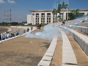 Tambuwal adjourns sitting till Dec 3, says House under siege