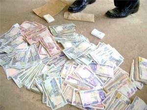 The recovered stolen money.
