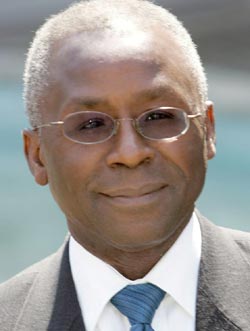 Prof Oyewale Tomori
