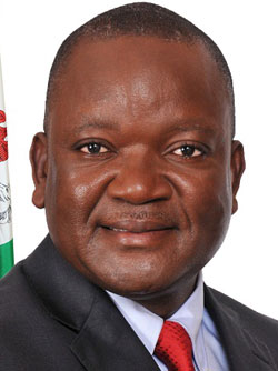 Ortom Ortom spends Yuletide with Benue IDPs