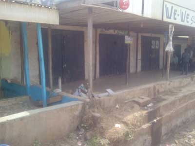 •A shop affected by the robbers operation