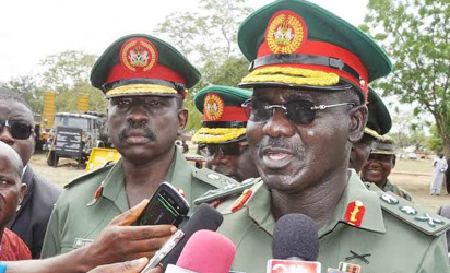 Buratai f Boko Haram: Buratai seeks close media military relations