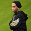 Ronaldinho leaves footprints in Maracana Hall of Fame