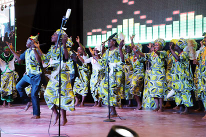 members of the african praise choir entertaining worshipers during the 2017 christmas praise concert at the state house conference centre abuja - Christmas Praise Dance members of the african praise choir entertaining worshipers during the 2017 christmas praise concert at the state house conference centre abuja - Christmas Praise Dance
