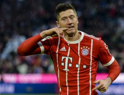 Robert Lewandowski hands in transfer request to Bayern Munich