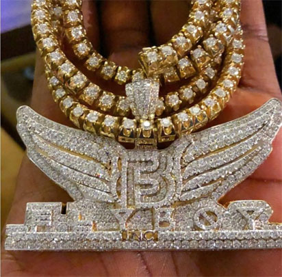 Kiss Daniel In Search Of Fan Who Returned N14m Diamond Necklace Vanguard News
