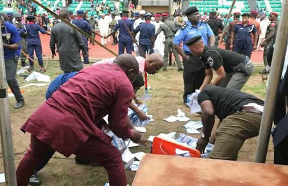 HAPPENING NOW: Heavy rains disrupt Ekiti APC primary
