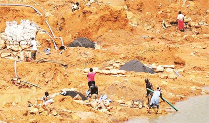Illegal mining: Osun Amotekun nabs 10 Chinese, a Ghanaian three localst