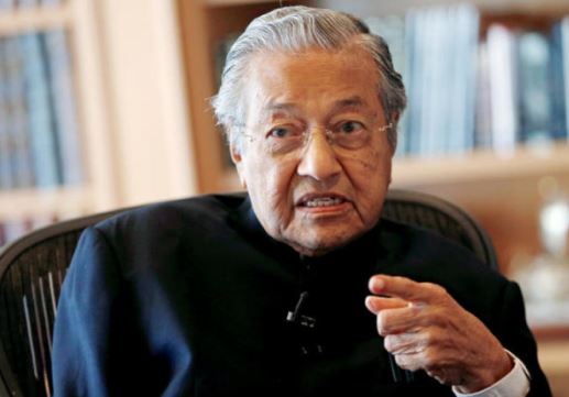 Mahathir Mohamad: against caning of lesbians