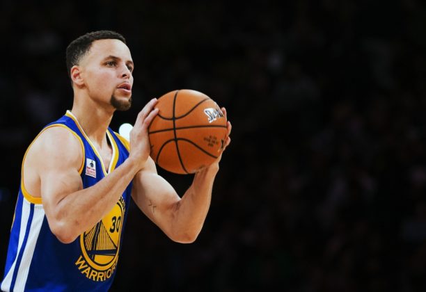Steph Curry e1547303700720 Curry moves to third on all-time 3pt list