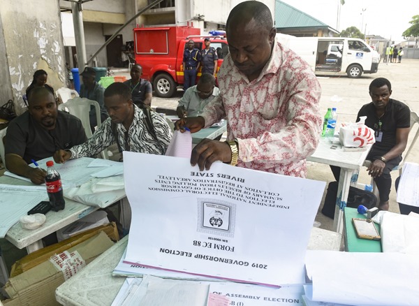 rivers inec1 Poor crowd control as plateau records high voter turn out