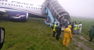 Nigerian man runs out of bush, attempt to gain access into aircraft