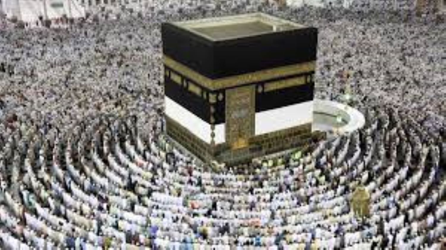 Saudi Arabia makes masks mandatory, bans gatherings during Hajj