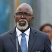 VIDEO: Pinnick charges Super Eagles after Sierra Leone capitulation
