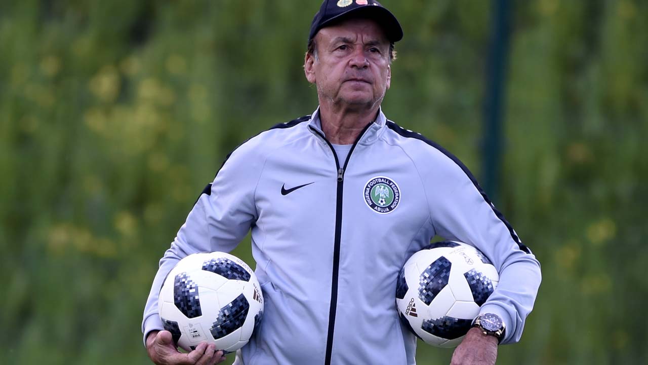 Gernot Rohr, Super Eagles
