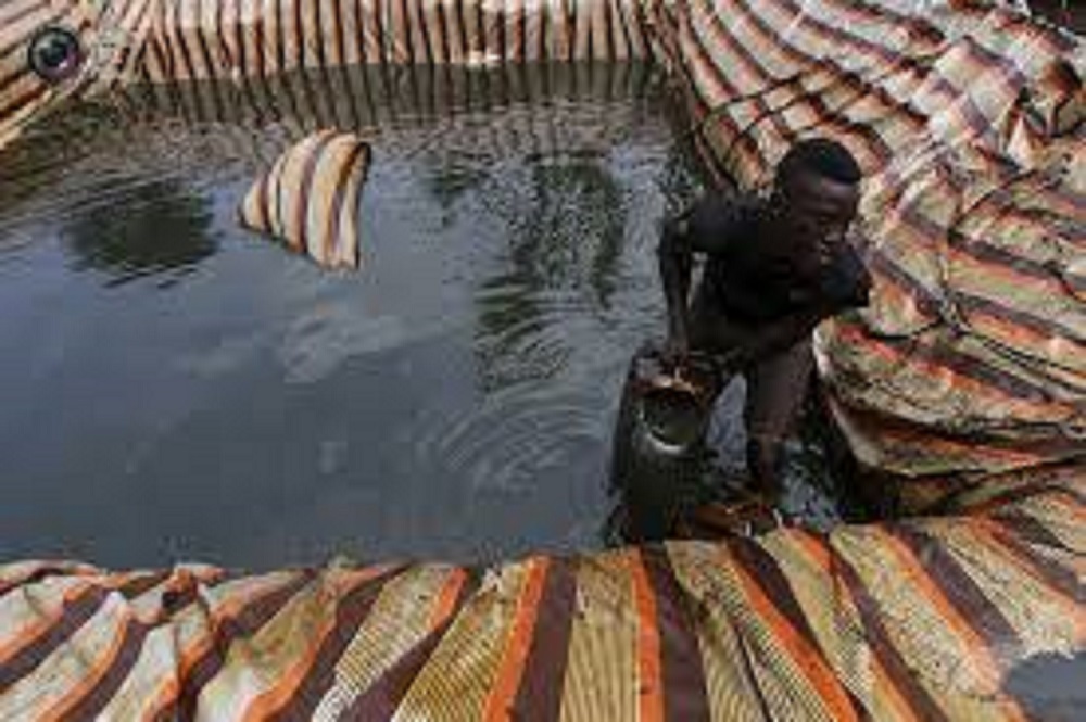 Pollution: N'Delta fishermen to convert fish farms to oil bunkering camps — Militants