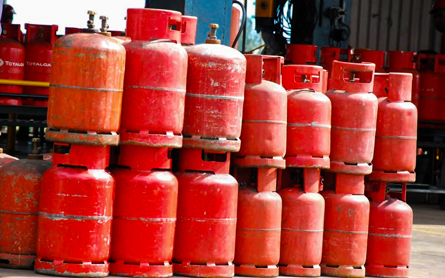 Nobody should own cooking gas cylinders, FG insists