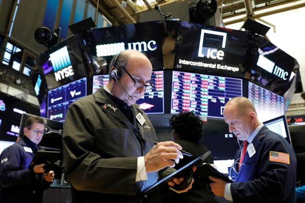 US proposes tougher Wall Street rules for China firms