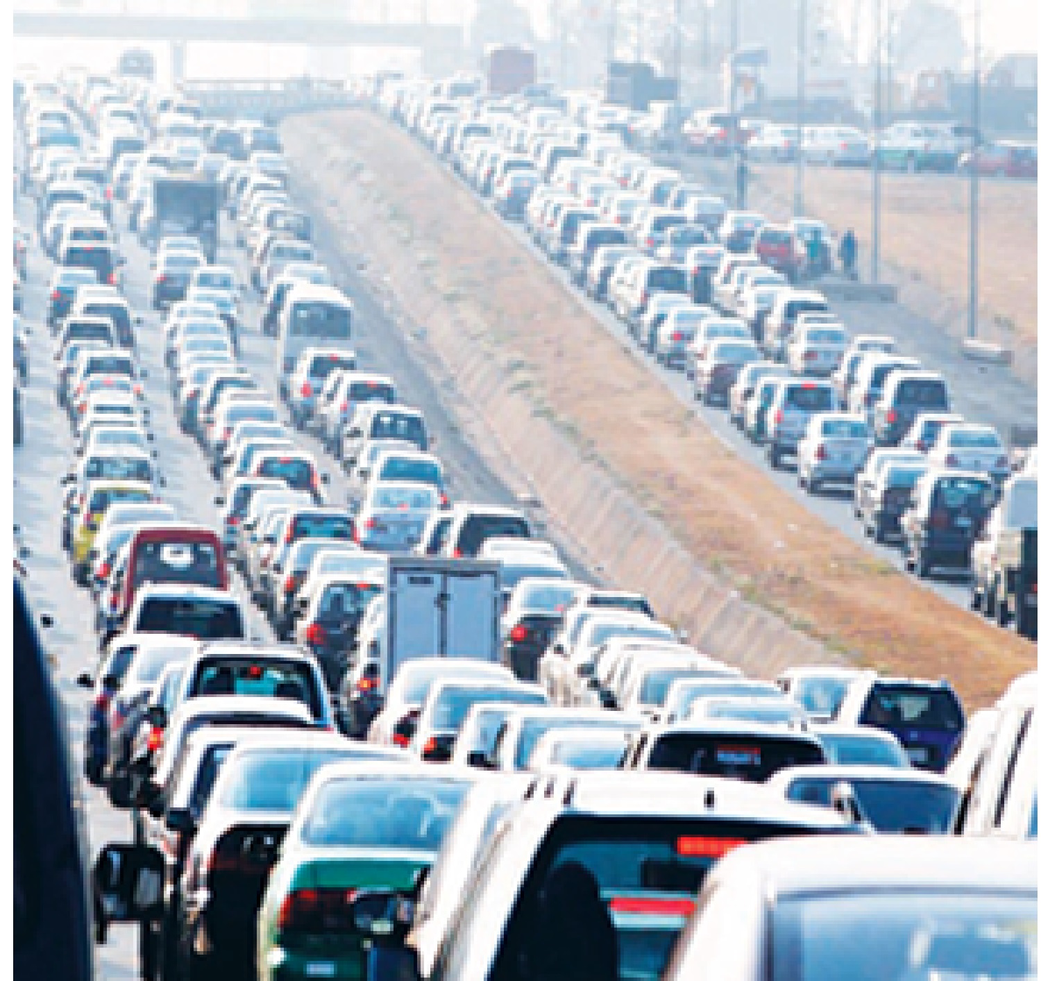 Lagosians groan, as failed roads cause gridlock