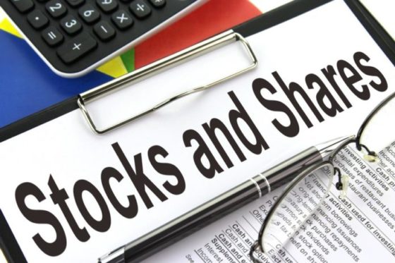 Stocks gain as data shows lower new coronavirus cases