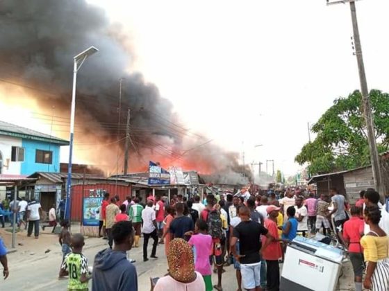 Many stranded as APC supporters set bonfire on Kiama Bridge