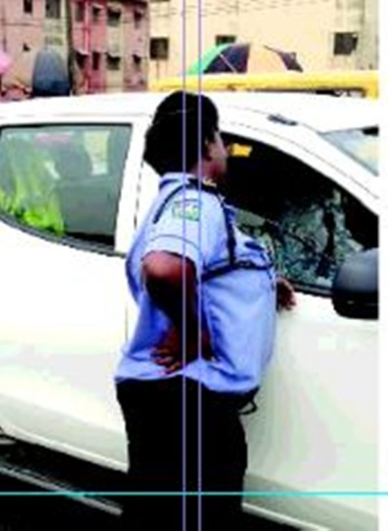 Encounter with female police officer harassing motorists in Lagos