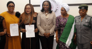 Sanwo-Olu at the unveiling