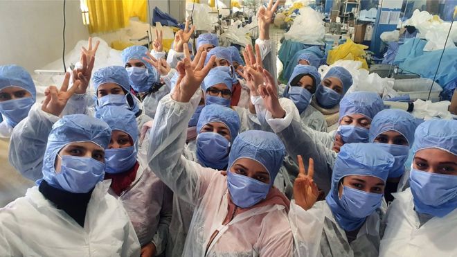 Coronavirus: 150 Tunisians self-isolate in factory to make masks