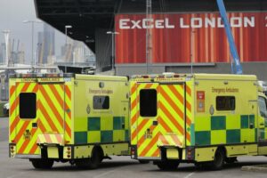 Jobless UK flight attendants asked to work as medical staff