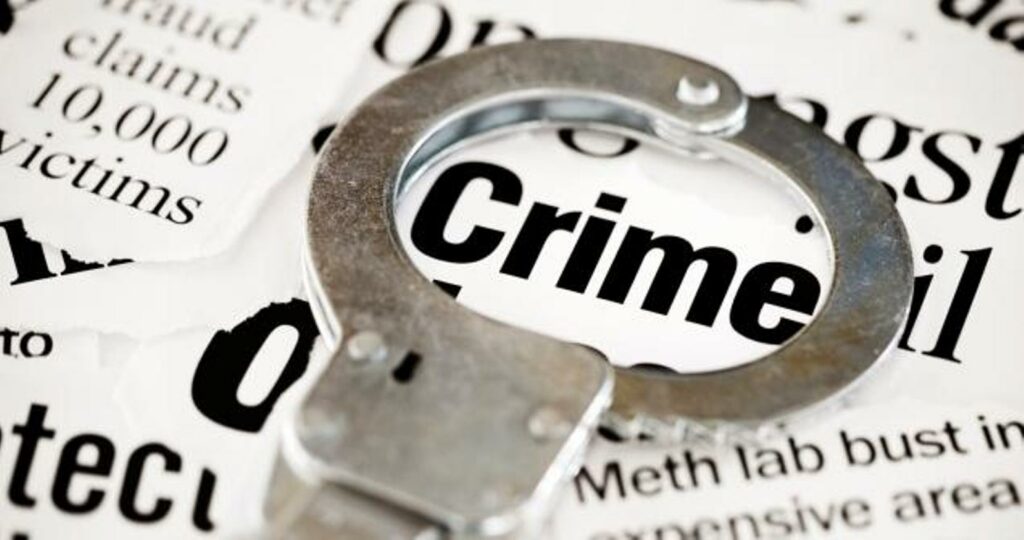 Man sets self, girlfriend ablaze after quarrel