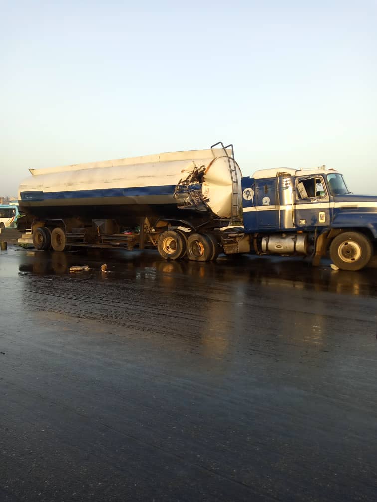 Emergency responders avert fire explosion on Otedola Bridge in Lagos