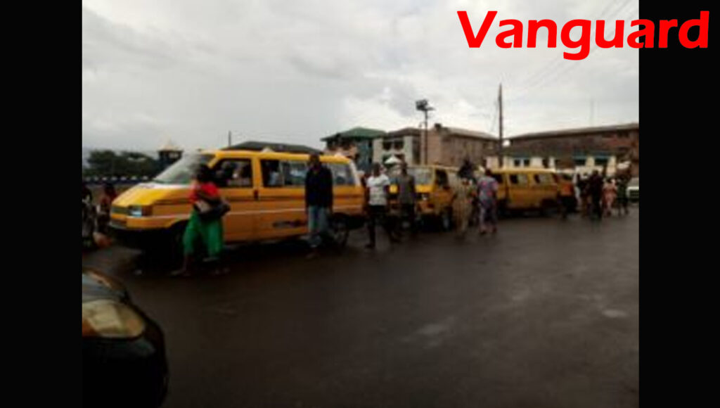 Day1 easing of Lockdown: Lagos residents flood roads, ignore social distancing guideline