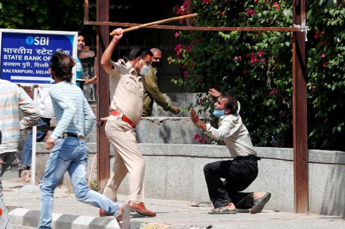 Coronavirus spreads among Indian Police enforcing world’s largest lockdown
