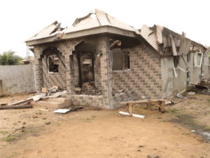 Two dead, others injured as monarch escape lynch in by Ibeshe
