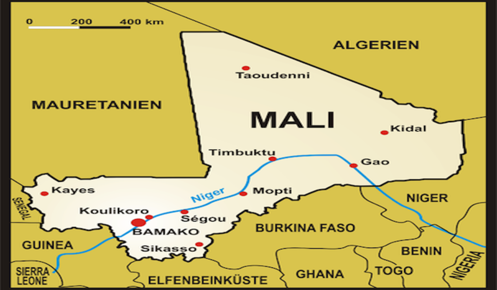 Mali swears in new judges in hope of calming crisis