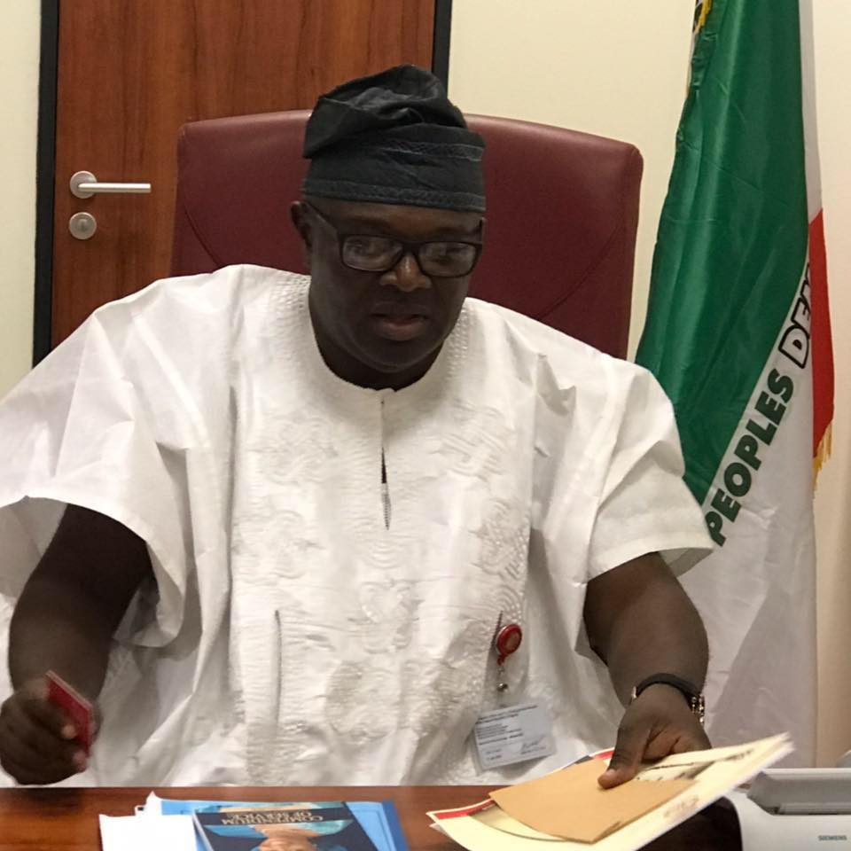 PDP senator who sacked 92 aides denies plan to join APC