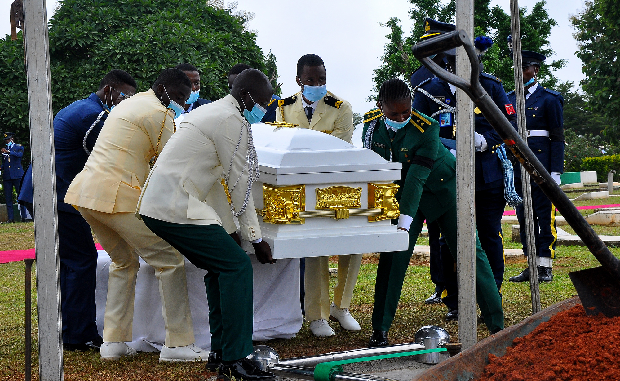 PHOTOS: Tears, tributes galour as Flying Officer Arotile is buried with full military honour