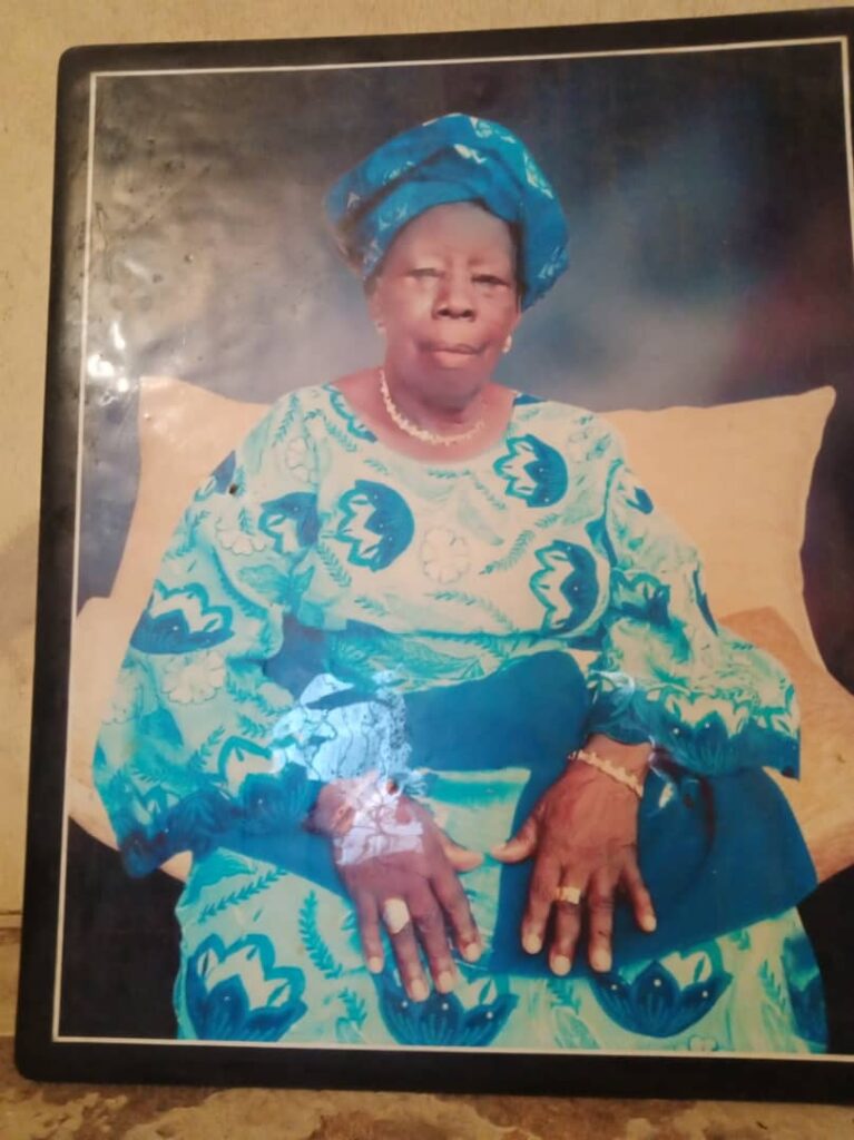 Ma Tayibat’s fidau attracts top brass, less privileged