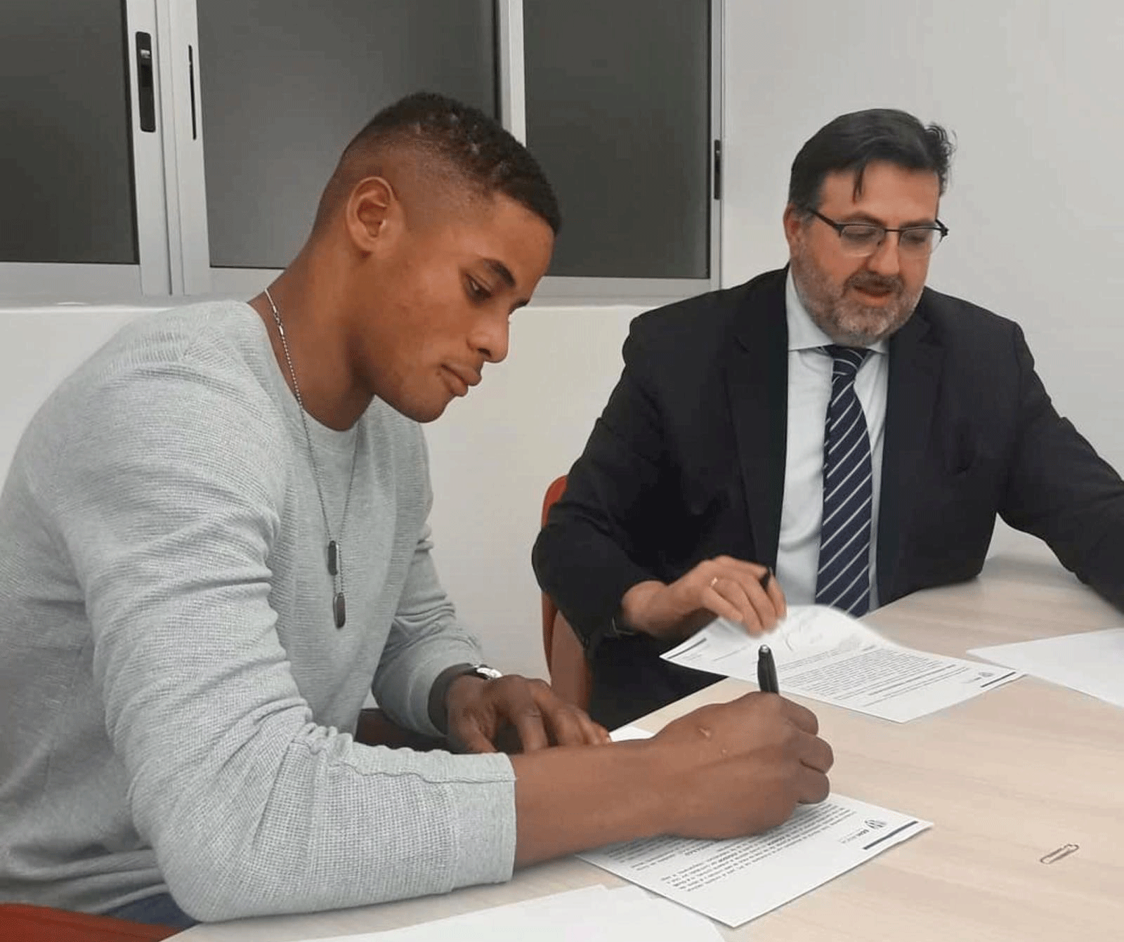 Kevin Omoruyi, Huesca, La Liga