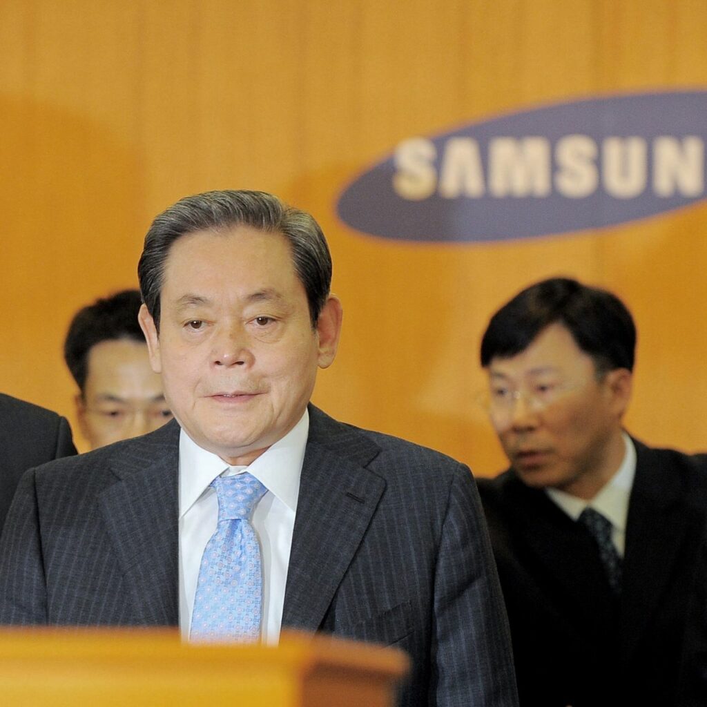Samsung Electronics chairman Lee Kun-hee dies aged 78