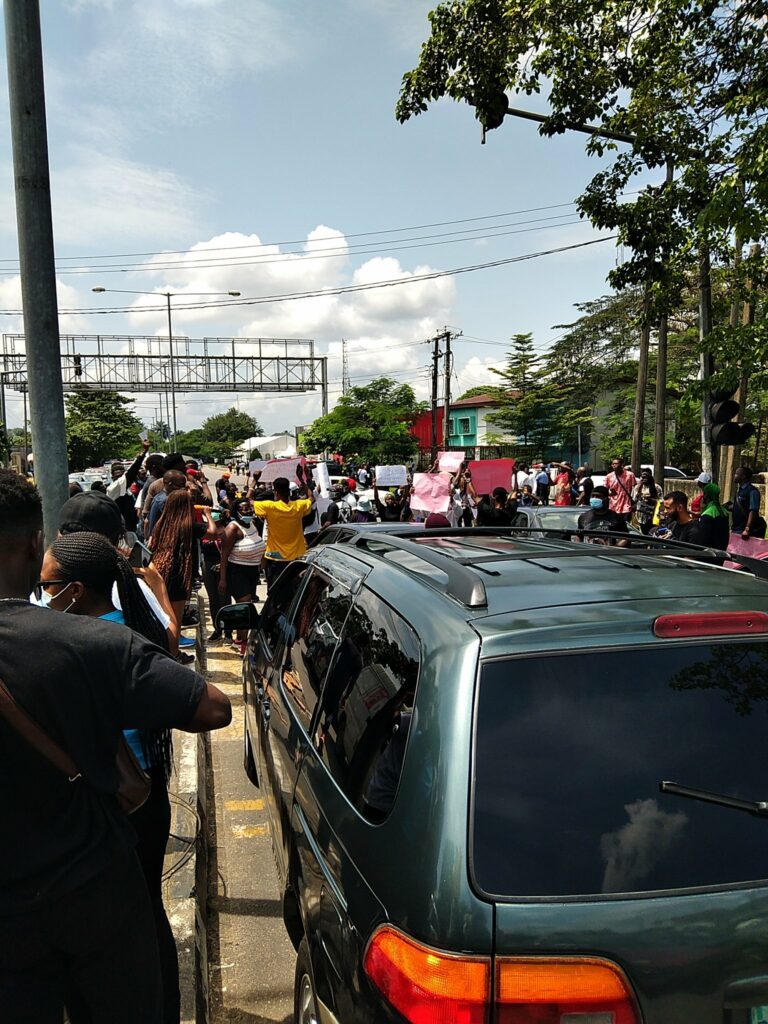 EndSARS Protesters block major roads, streets in Calabar