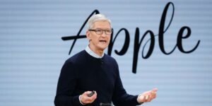 Apple begins selling Macs with its own chips to mimic iPhones