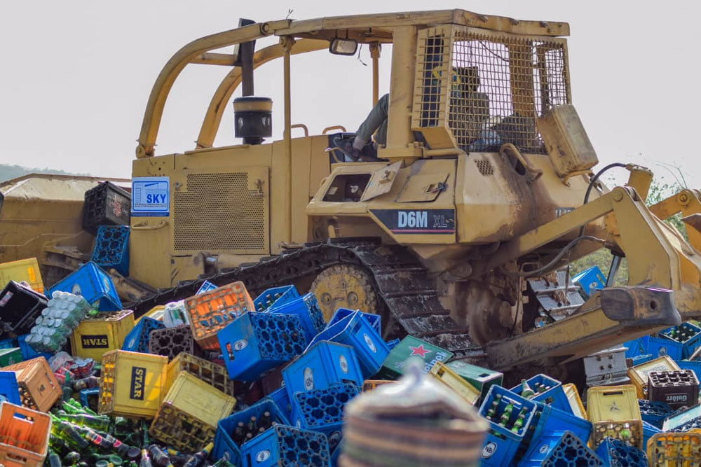 Hisbah destroys over N200 million beers in Kano