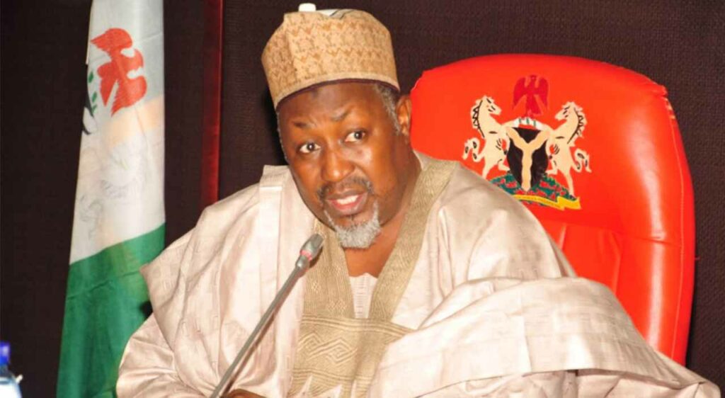 FG empowers 27,000 youths with N1.62bn in Jigawa